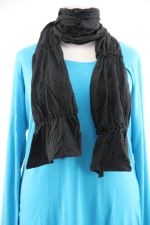 Sjaal tricot met vlecht randjes