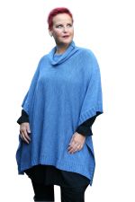 Poncho wijd met col in dun brei