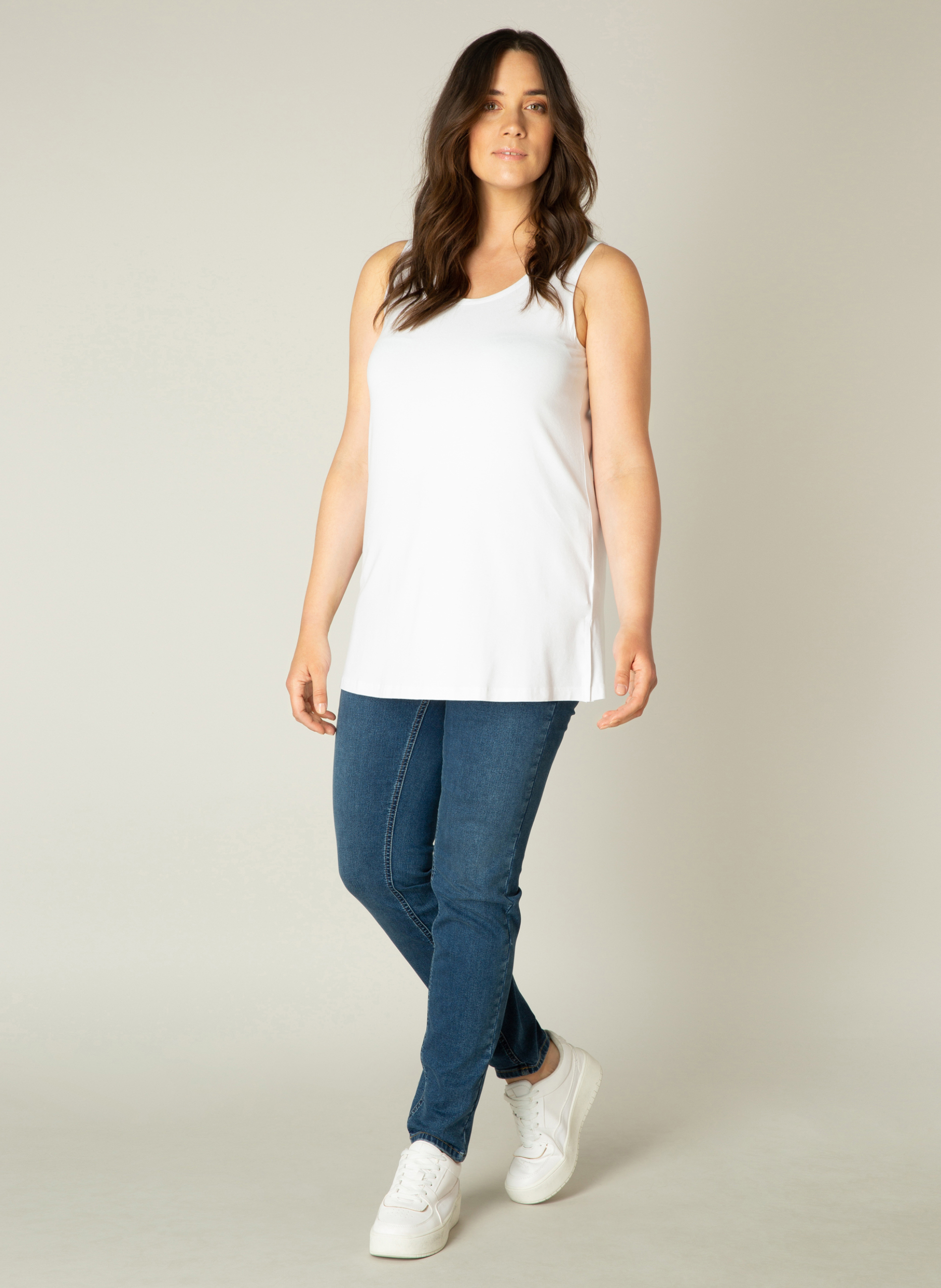 Base Level Curvy singlet Alicia Base Level Curvy singlet Alicia