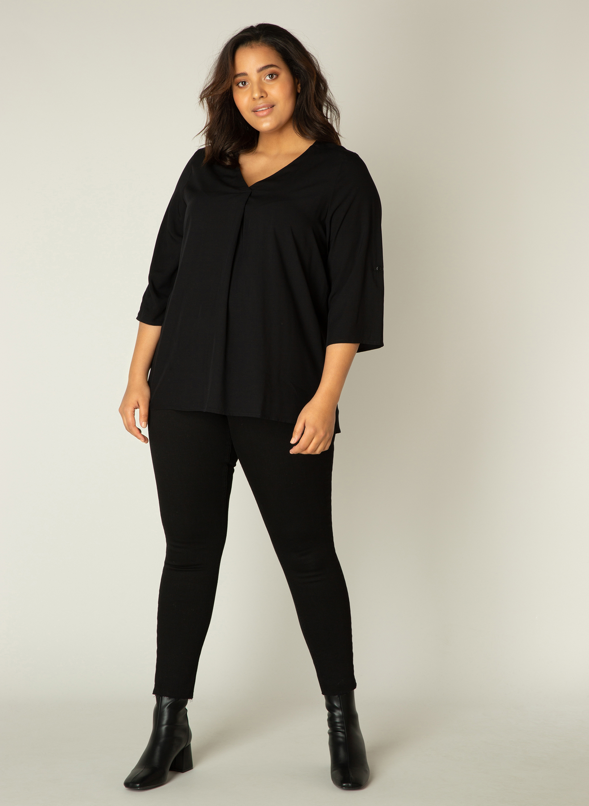 Base Level blouse Airene Base Level blouse Airene