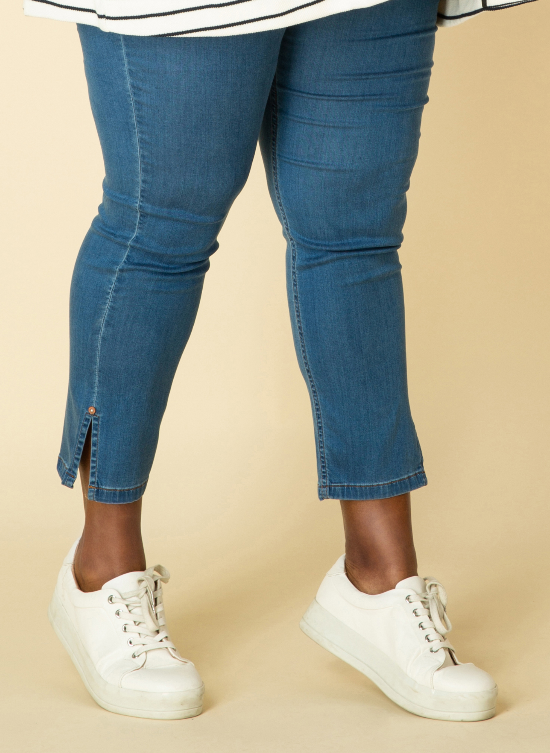 Broek Joya Essential Yesta 29 inch Broek Joya Essential Yesta 29 inch