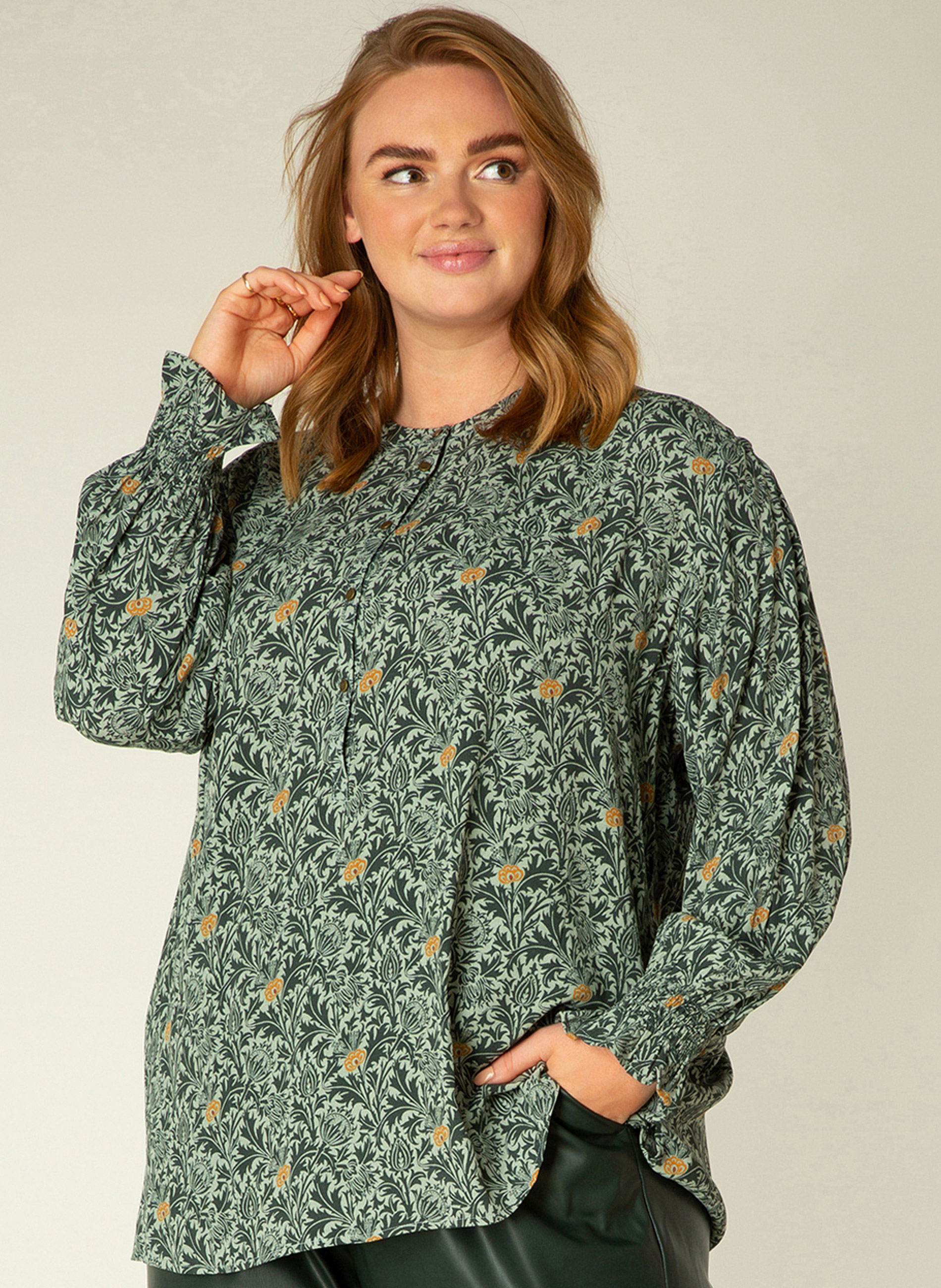 Yesta blouse Biyou Yesta blouse Biyou