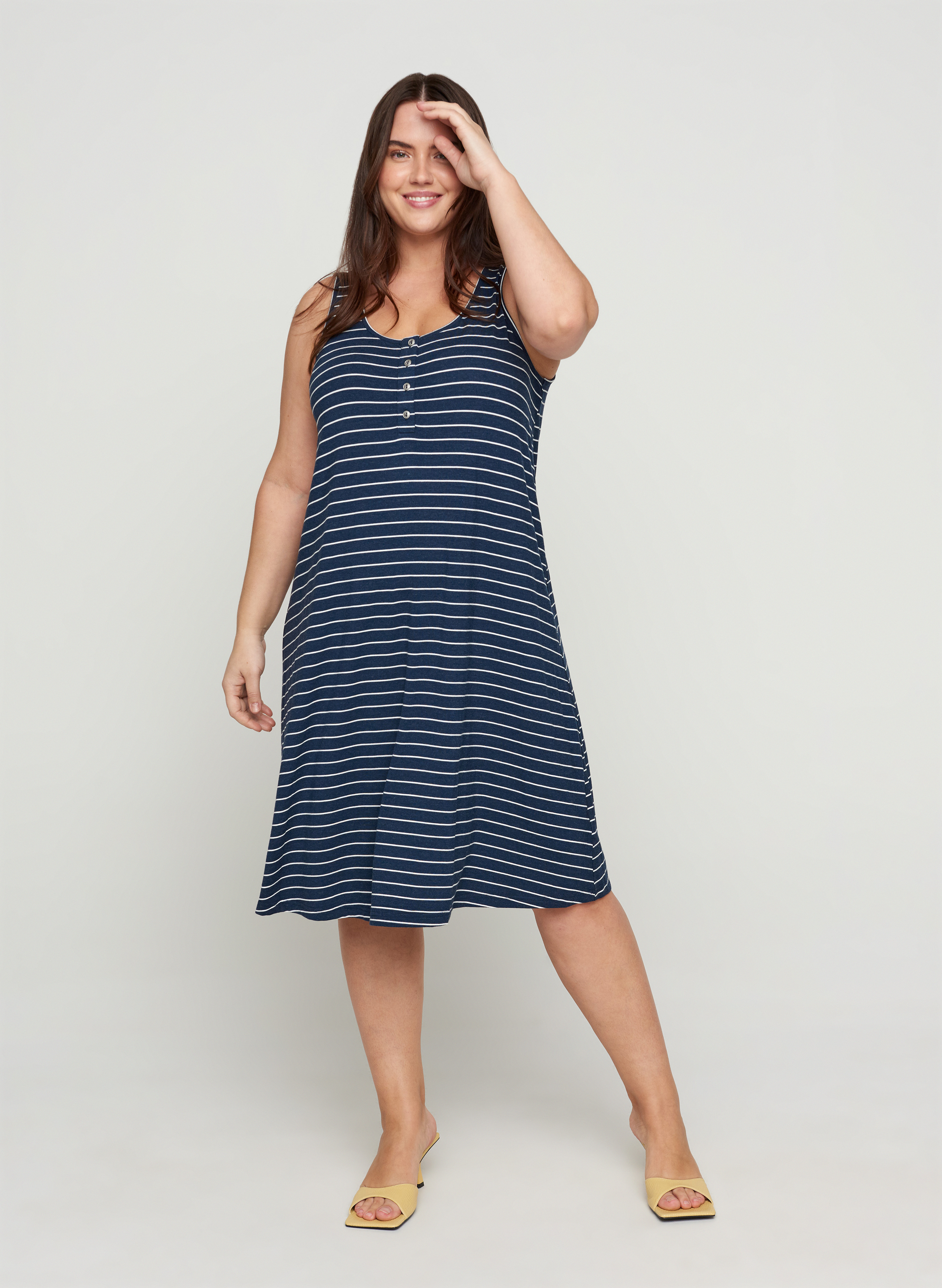 Zizzi jurk VFREJA tricot streep Zizzi jurk VFREJA tricot streep