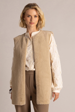 Yest vest Savi