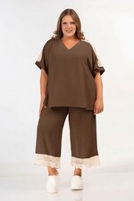 Curviss blouse kant detail