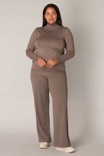 Base Level Curvy broek Arah