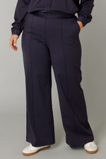 Broek Robin Essential Yest Curve
