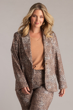 Yest Curve blazer Julika