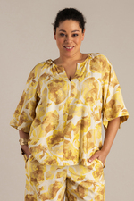 Yest Curve blouse Norah