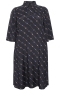 Kaffe Curve jurk Linoma satijn print | 10581114K02544&nbsp;
