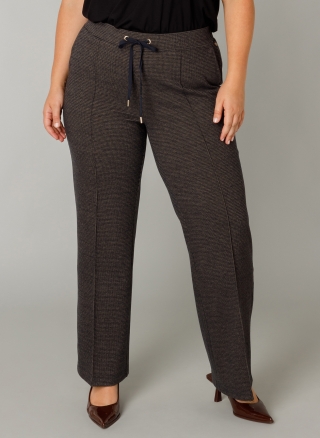 Broek Romana Essential Yest Curve | A0056992222X-0(44)&nbsp;