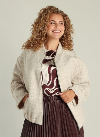 Yest Curve jasje Gilberta | A00598110082(50)&nbsp;