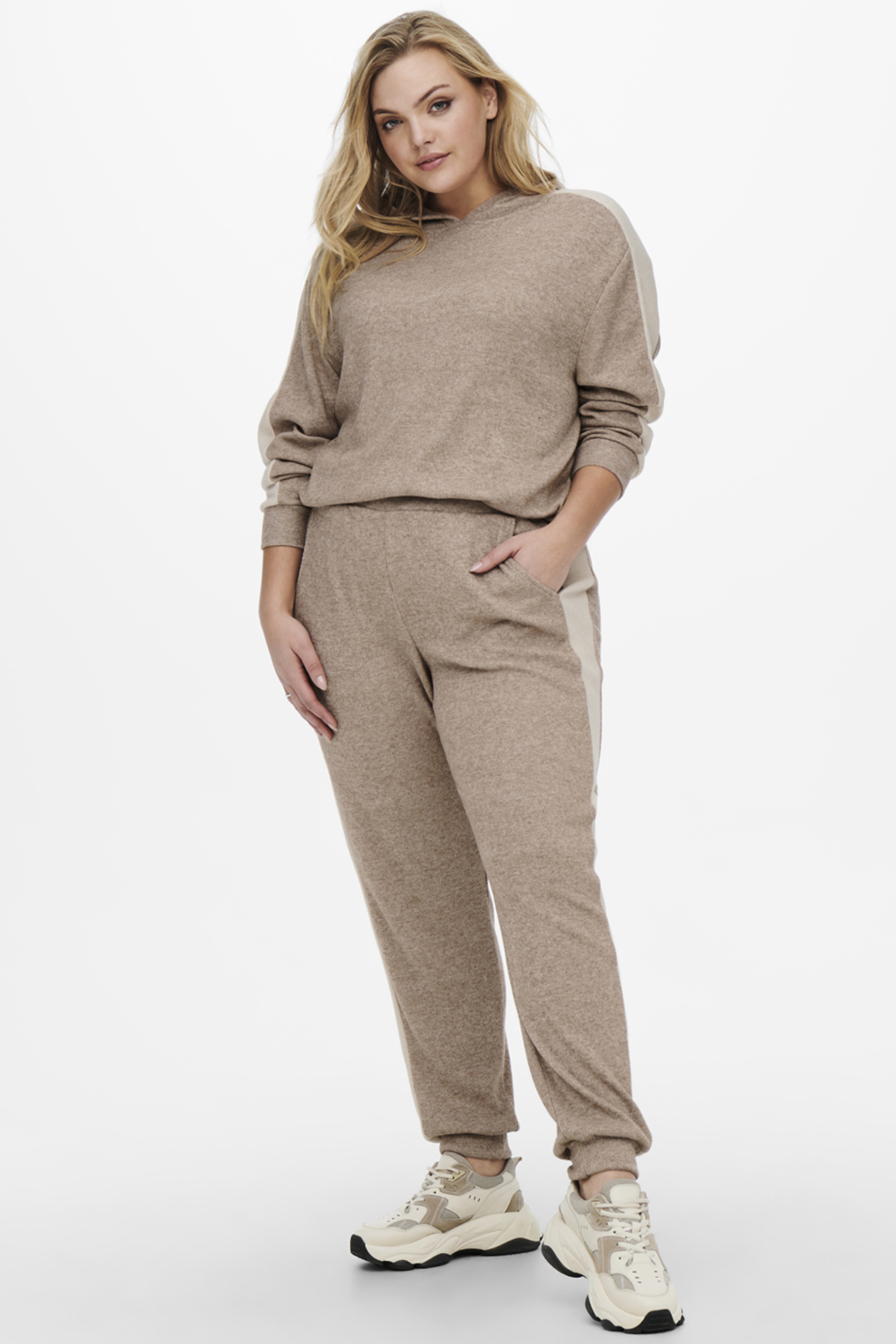Only Carmakoma broek CARMULDA | Bagoes.nl