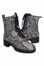 JJ Footwear | #1 in grote maten kleding | Bagoes