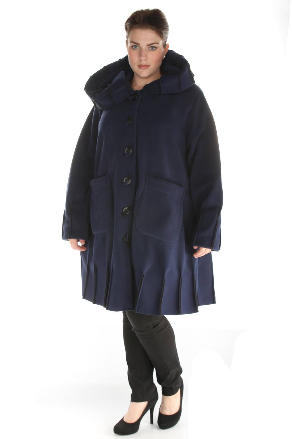 XL mode voor alle gelegenheden Onze grote maten heren kleding volgt de nieuwste trends op het gebied van mode en zorgt dat u altijd stijlvol voor de dag komt. Herenkleding XXL voor alle gelegenheden In onze shop vindt u grote maten heren mode voor alle gelegenheden.